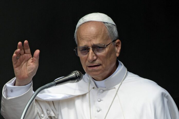 Roma, Papa Leone XIV guida la preghiera dell'Angelus nella residenza estiva di Castel Gandolfo