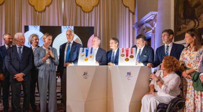 Milano – Cortina, svelate le medaglie dei Giochi Olimpici e Paralimpici