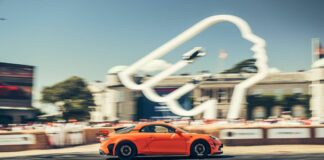Alpine A110 R Ultime Performance protagonista a Goodwood