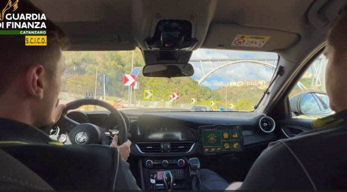 Smantellato traffico di droga dal Sudamerica, 9 arresti in Calabria