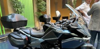 BMW 1300 RS e 1300 RT, Un solo motore per esperienze multiple