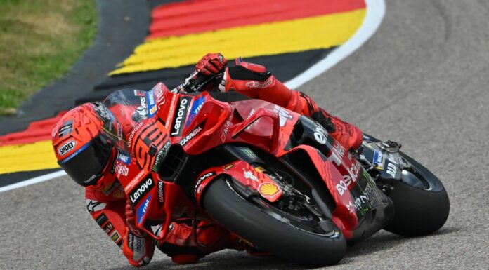 Marc Marquez vola nella practice di Brno, Martin 5° al rientro