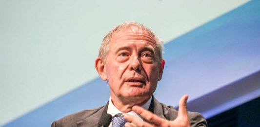 Ex Ilva, il ministro Urso convoca incontri con le istituzioni locali di Piemonte, Liguria e Puglia