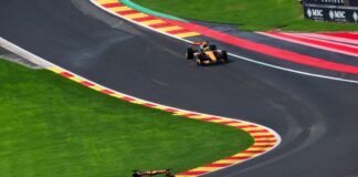 Piastri vince davanti a Norris in Belgio, Leclerc sul podio