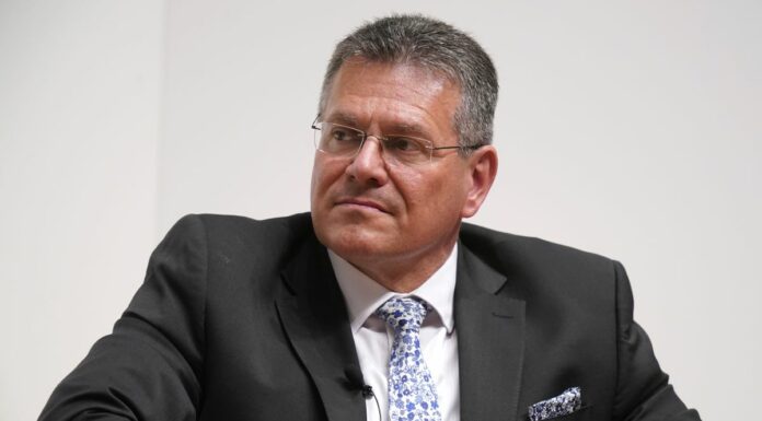 Dazi, Sefcovic “Evitata una guerra commerciale con gli Usa”