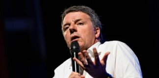 Dazi, Renzi “Caporetto per l’Ue, doveva trattare Draghi”