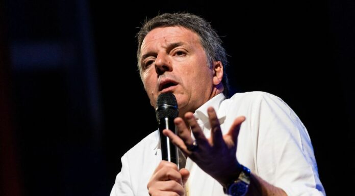 Dazi, Renzi “Caporetto per l’Ue, doveva trattare Draghi”