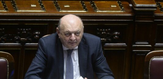 Pichetto “L’Italia aderisce all’impegno per triplicare la capacità nucleare globale”