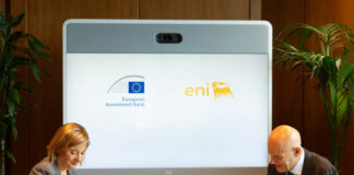 Bei ed Eni firmano un contratto da 500 mln per la conversione della raffineria di Livorno in bioraffineria