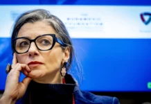 Firenze, rinviato il voto per la cittadinanza onoraria a Francesca Albanese: “Non ci sono le condizioni”