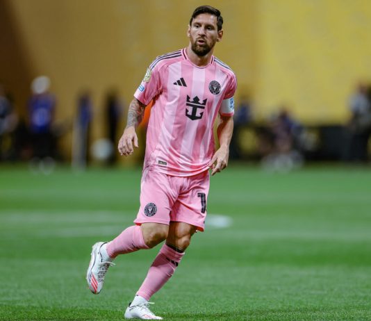 Messi esce dal campo per uno stiramento, Argentina in ansia