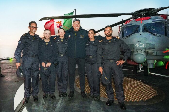 Il Ministro Crosetto incontra l'equipaggio Nave Doria 1