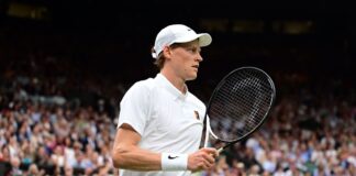 Sinner batte Martinez e vola agli ottavi di Wimbledon insieme a Cobolli e Sonego. Storico tris per l’Italia