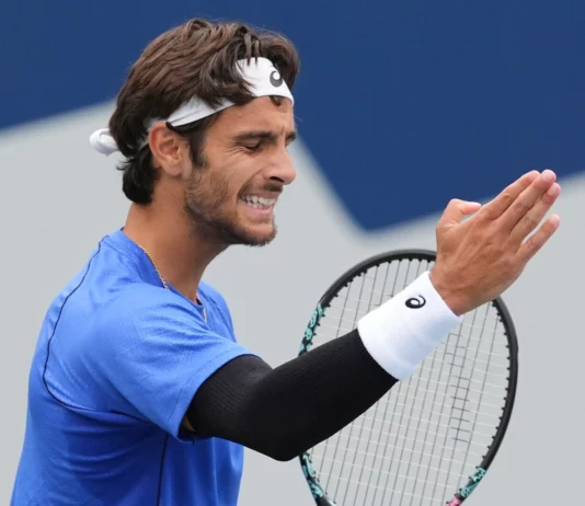 Tennis, Lorenzo Musetti salta anche Wimbledon: al suo posto Berrettini