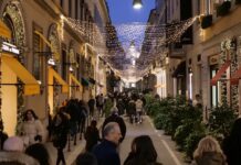 Per i regali di Natale quest’anno al top enogastronomia, trattamenti di bellezza e abbigliamento