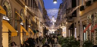 Per i regali di Natale quest’anno al top enogastronomia, trattamenti di bellezza e abbigliamento