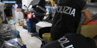 Magazzino trasformato in laboratorio per modificare la marijuana, arrestato ristoratore a Catania
