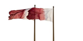 Il Qatar sospende la produzione di gas naturale liquefatto dopo i raid iraniani