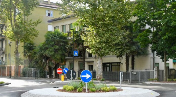 Inaugurata una nuova rotatoria a Mestre, Brugnaro “Visione chiara del futuro della città”