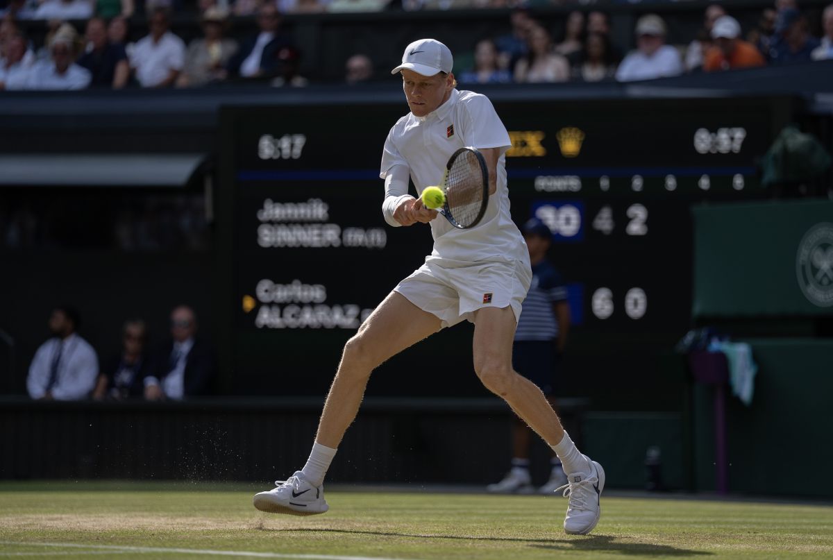 Sinner nella leggenda, primo azzurro a vincere Wimbledon