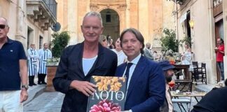 Nozze siciliane per la figlia di Sting, Fuschia Katherine Sumner sposa Maximilian Wright a Noto