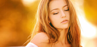 Siero al collagene: di cosa si tratta e quali benefici assicura alla pelle viso pelle perfetta donna