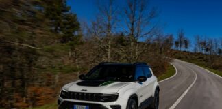 Jeep Avenger domina ancora il mercato SUV italiano