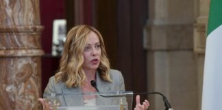 Meloni “Disegno politico della magistratura sui migranti”