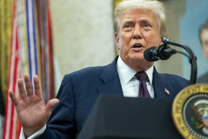 President Trump, Apple CEO Cook Announce Additional 00 Billion Investment in U.S, Washington, District of Columbia, United States - 06 Aug 2025