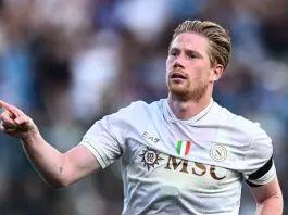 Kevin De Bruyne’s future at Napoli is up in the air, as intermediaries are looking for a new club