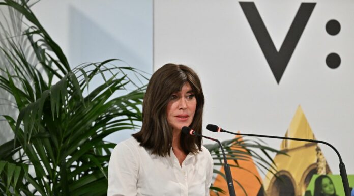 Università, Bernini firma decreto per 1.774 posti a odontoiatria