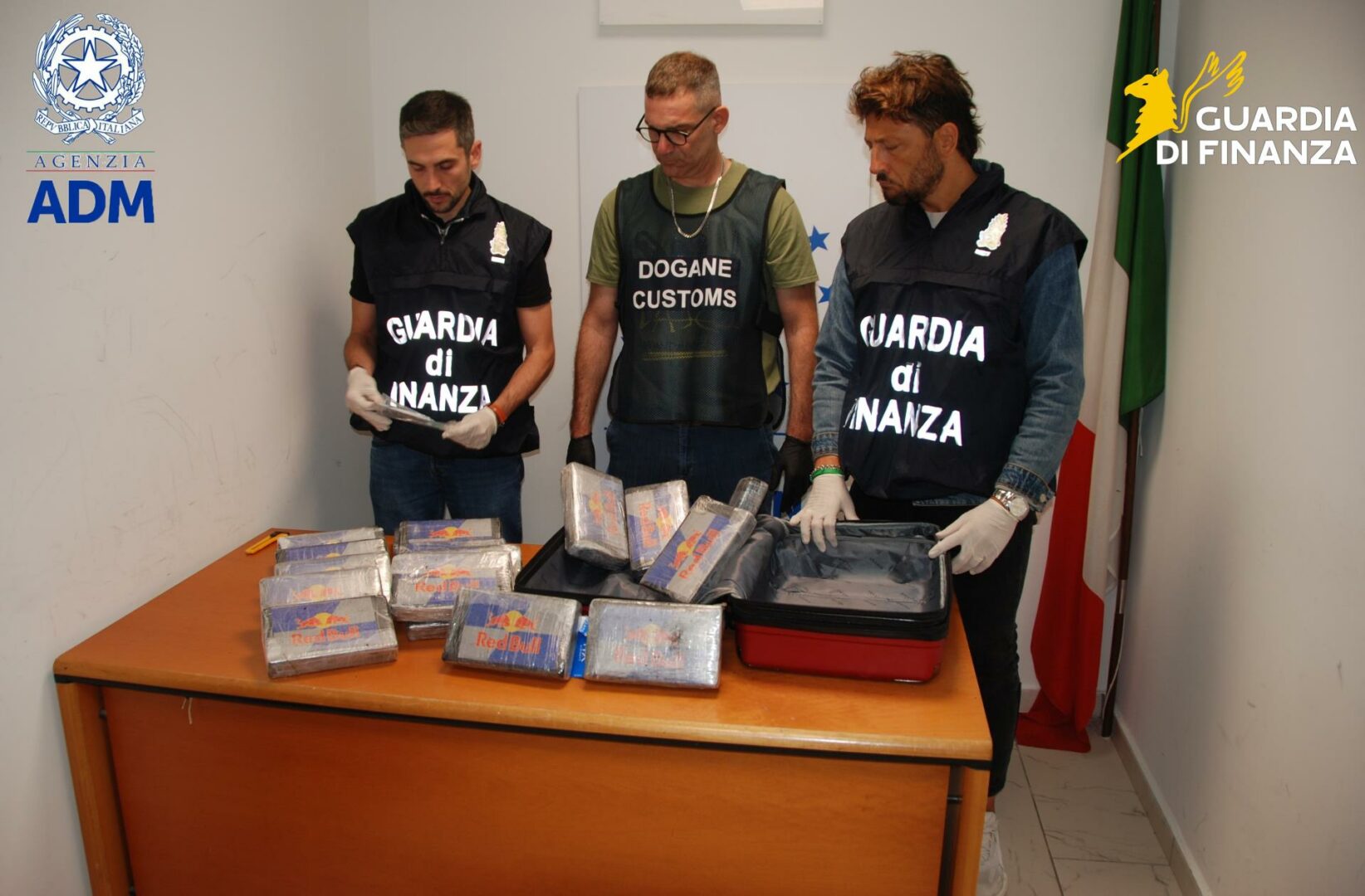 geronimo it aeroporto-ufelliniu-ottobre-2017-con-oltre-195-mila-passeggeri-fatturato-mensile-a-quasi-600-mila-euro-A215 009