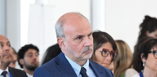 Schillaci e l’omologo libico al-Ghuj discutono a Roma il rafforzamento della cooperazione bilaterale nel settore sanitario