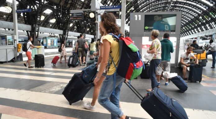 Ad agosto arrivi turisti italiani e stranieri in crescita