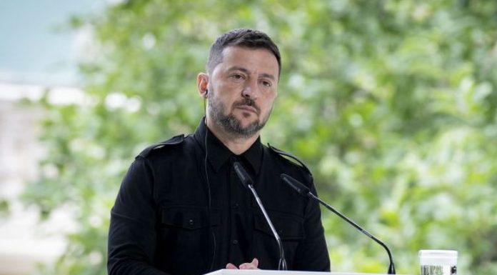 Zelensky “Nel fine settimana incontro tra delegazioni Usa e Ucraina”