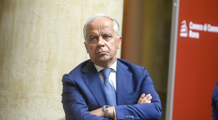 Piantedosi “Soccorsi in mare sono coordinati dallo Stato, non dalle ong”