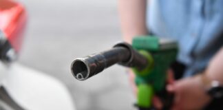 I prezzi medi dei Carburanti ad agosto ai minimi dall’estate 2021