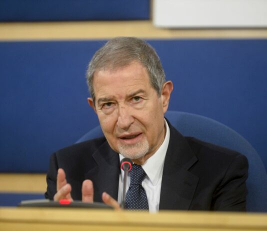 Musumeci “Nuova direttiva sulla qualità dell’aria in vigore a fine 2026 impone comunicazioni precise”