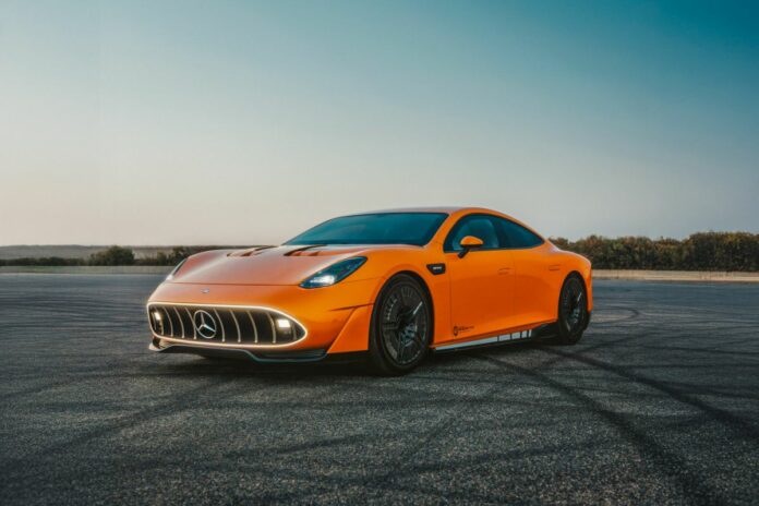 CONCEPT AMG GT XX definiert Performance neu: Technologieträger pulverisiert Weltrekorde in Serie und fährt in „acht Tagen um die Welt“CONCEPT AMG GT XX redefines performance: Technology pioneer shatters record after record – and drives