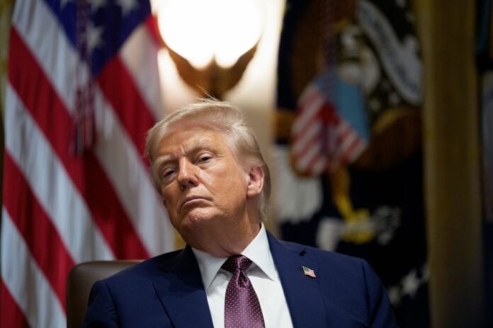 Washington, il presidente Donald Trump presiede una riunione di Gabinetto alla Casa Bianca
