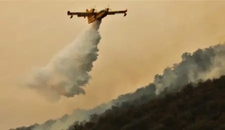 In fiamme Monte Barone nel Biellese, Pichetto “Seguiamo con massima attenzione il rogo”