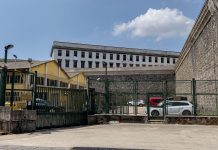 Napoli, catturati i due detenuti evasi dal carcere di Poggioreale