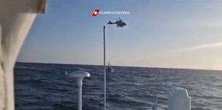 Naufragio al largo di Lampedusa, riprese le ricerche dei dispersi