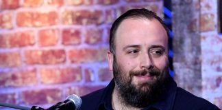 Incidente sul palco per Raphael Gualazzi, nessun ferito