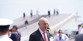 Il Regno Unito sospende le licenze militari per gli armamenti a Israele