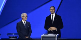 Ibrahimovic receive the President award during Champions League draw