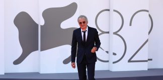 A Venezia Assayas racconta lo spin doctor di Putin con ‘Il mago del Cremlino’