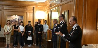 Carabinieri, Luongo incontra i familiari di Carlo Legrottaglie e consegna un encomio