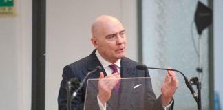 Dazi, Cattani “Sui farmaci il compromesso evita una escalation”