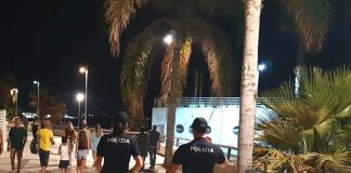 Bimbo maltese di 4 anni si smarrisce tra la folla a Marina di Ragusa, ritrovato